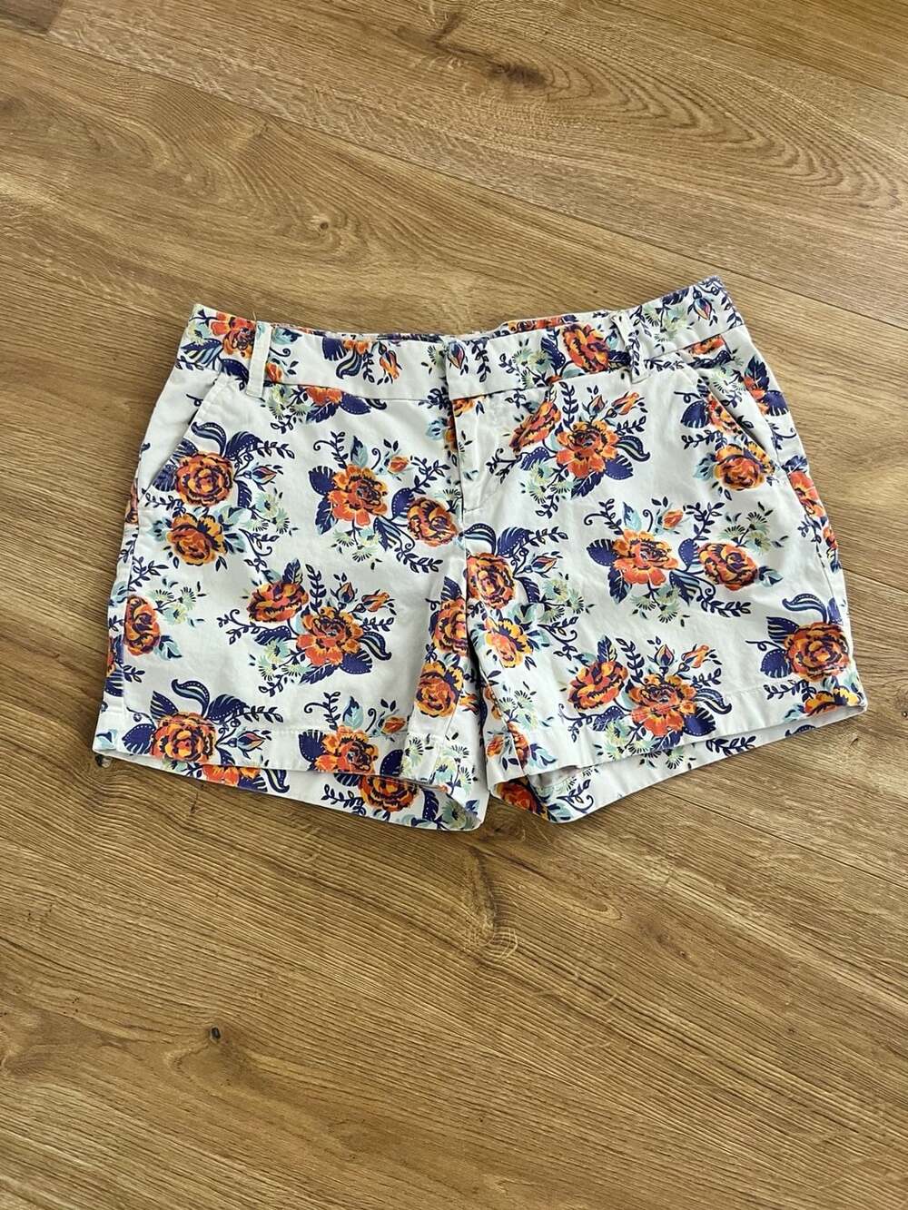 Caslon Floral Print Cotton Blend Chino Shorts Size 10P